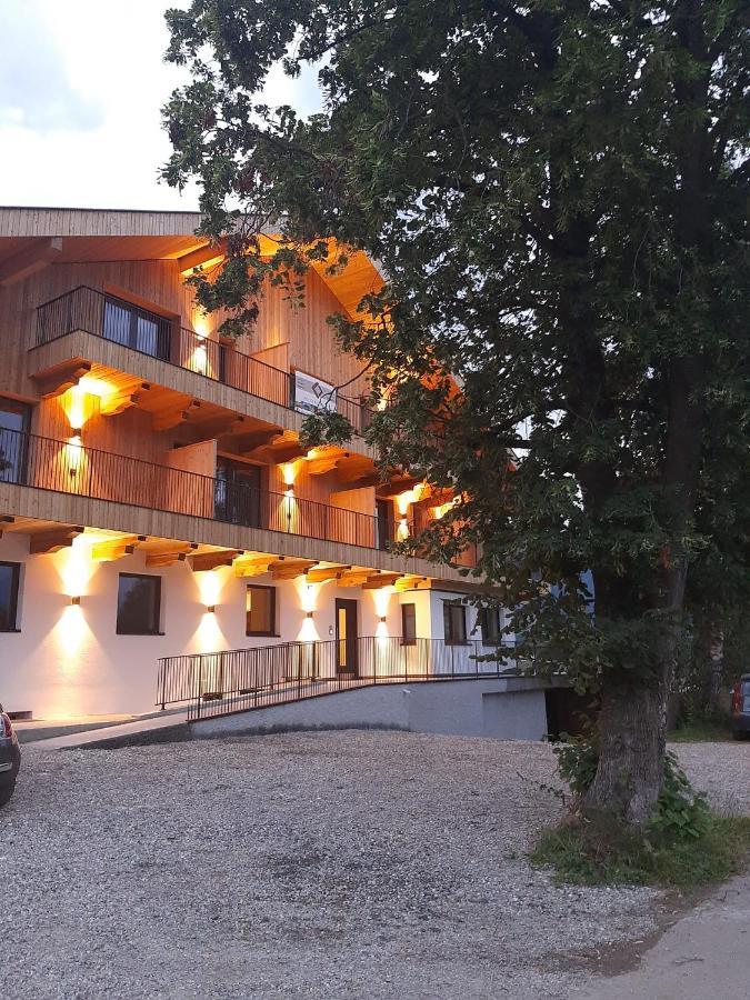 Garni Lindenhof Hotel บรูนิโก ภายนอก รูปภาพ